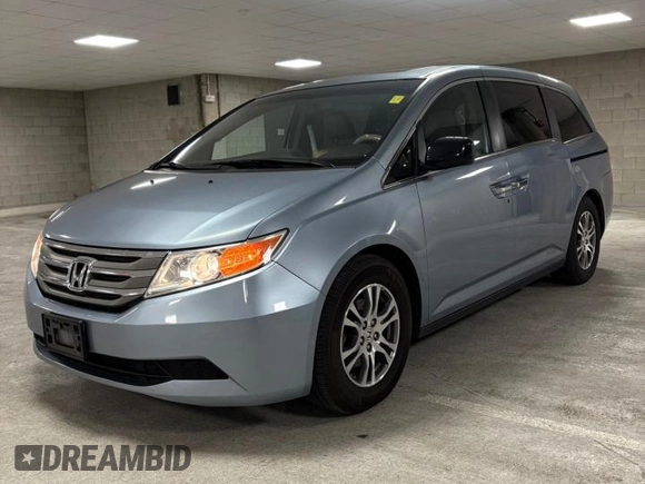2011 Honda Odyssey EX-L with VIN 5FNRL5H64BB042793, listed as a Copart auction lot 56841615 with 149,454 mi miles and Clean Title. Bid and sale history available at DreamBid. Image 2.