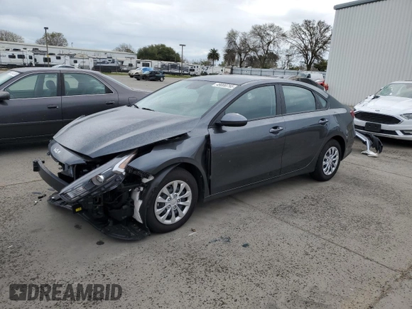 2024 Kia Forte LXS with VIN 3KPF24AD0RE772483, listed as a Copart auction lot 49000755 with 2,791 mi miles and Salvage Title. Bid and sale history available at carsss.com. Image 1.