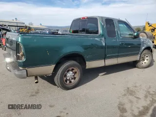 1999 Ford F-250 z VIN 1FTRX27LXXKA16798, wystawiony jako Copart lot #45242115 z przebiegiem Nie podano mil oraz Szkoda całkowita • Salvage title. Historia ofert i sprzedaży dostępna na DreamBid. Obrazek 3.