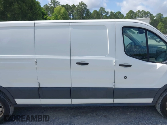 2017 Ford Transit Cargo z VIN 1FTYR2ZM2HKA21541, wystawiony jako IAAI lot #42540880 z przebiegiem 177 013 mil mil oraz . Historia ofert i sprzedaży dostępna na DreamBid. Obrazek 13.