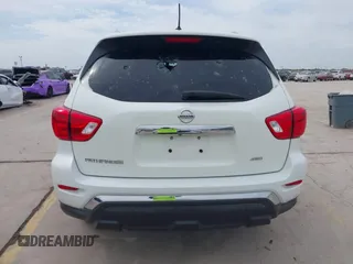 2018 Nissan Pathfinder SV z VIN 5N1DR2MM7JC621456, wystawiony jako IAAI lot #42053625 z przebiegiem 95 226 mil mil oraz . Historia ofert i sprzedaży dostępna na DreamBid. Obrazek 16.