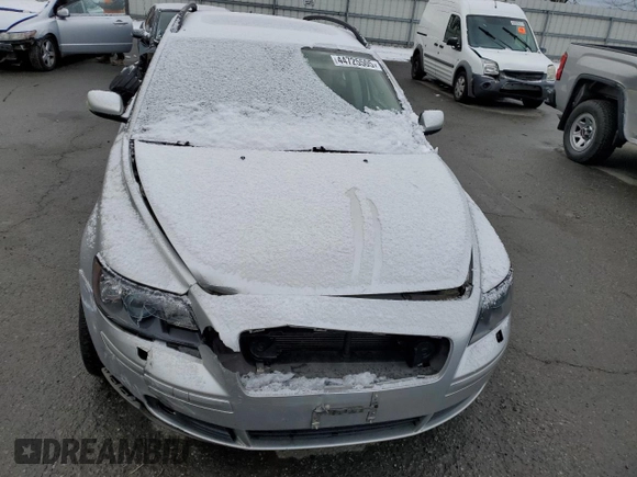 2006 Volvo V50 2.5L Turbo with VIN YV1MJ682762162920, listed as a Copart auction lot 44725505 with 0 mi miles and Salvage Title. Bid and sale history available at carsss.com. Image 5.