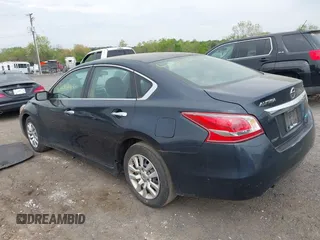 2013 Nissan Altima 2.5 S with VIN 1N4AL3AP6DC276170, listed as a IAAI auction lot 42095243 with 185,055 mi miles and . Bid and sale history available at carsss.com. Image 3.