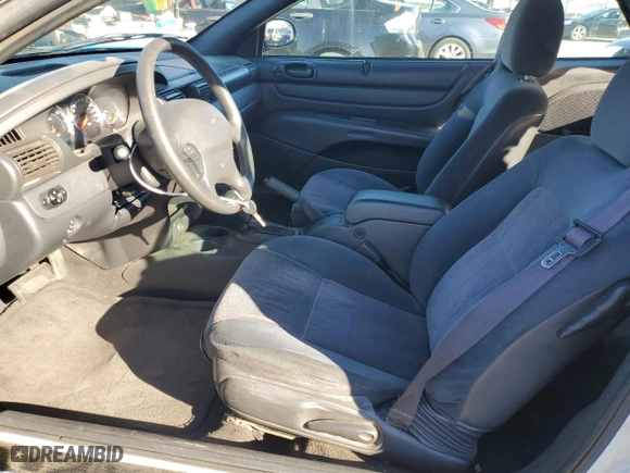 2004 Chrysler Sebring LX with VIN 1C3EL45X74N327583, listed as a Copart auction lot 82833194 with 114,804 mi miles and Salvage Title. Bid and sale history available at carsss.com. Image 7.