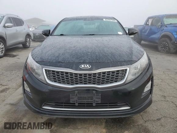 2015 Kia Optima z VIN KNAGM4AD5F5086779, wystawiony jako Copart lot #83497344 z przebiegiem 92 621 mil mil oraz Nie do naprawy • Non repairable. Historia ofert i sprzedaży dostępna na DreamBid. Obrazek 5.