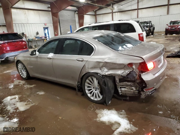 2012 BMW 7 Series 750i xDrive with VIN WBAKC6C58CC397001, listed as a Copart auction lot 84735184 with 68,875 mi miles and Clean Title. Bid and sale history available at carsss.com. Image 2.