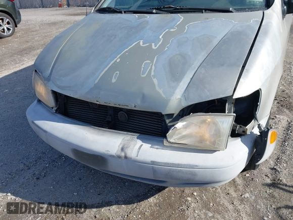2002 Toyota Sienna LE with VIN 4T3ZF13C52U450825, listed as a IAAI auction lot 41604636 with 179,495 mi miles. Bid and sale history available at carsss.com. Image 6.