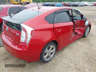 2015 Toyota Prius Four z VIN JTDKN3DUXF1887604, wystawiony jako IAAI lot #42341221 z przebiegiem 123 196 mil mil oraz . Historia ofert i sprzedaży dostępna na DreamBid. Obrazek 4.