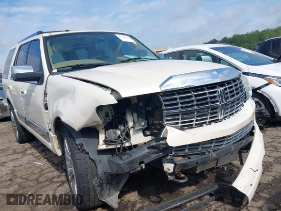 2008 Lincoln Navigator with VIN 5LMFU28548LJ07615, listed as a IAAI auction lot 42144851 with 348,378 mi miles and . Bid and sale history available at DreamBid. Image 6.