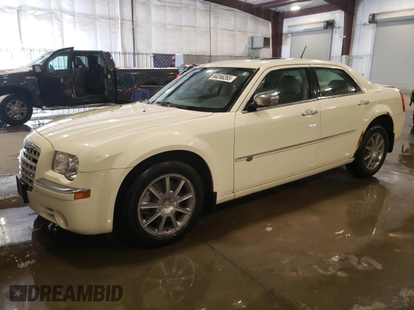 2008 Chrysler 300 C with VIN 2C3LK63H78H120899, listed as a Copart auction lot 44246265 with 147,844 mi miles and Salvage Title. Bid and sale history available at carsss.com. Image 1.