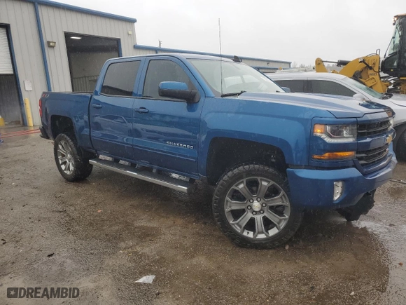2018 Chevrolet Silverado 1500 LT with VIN 3GCUKREC6JG371129, listed as a Copart auction lot 78382344 with 124,309 mi miles and Salvage Title. Bid and sale history available at carsss.com. Image 4.