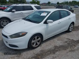 2015 Dodge Dart SXT with VIN 1C3CDFBB8FD172933, listed as a IAAI auction lot 42210911 with 139,452 mi miles and . Bid and sale history available at DreamBid. Image 2.