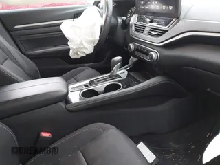 2023 Nissan Altima SV z VIN 1N4BL4DW4PN378184, wystawiony jako IAAI lot #41856287 z przebiegiem 27 750 mil mil oraz . Historia ofert i sprzedaży dostępna na DreamBid. Obrazek 5.