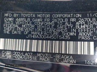 2004 Lexus ES 330 with VIN JTHBA30G445015435, listed as a IAAI auction lot 41919639 with 196,982 mi miles. Bid and sale history available at carsss.com. Image 9.