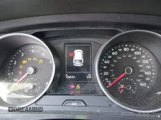 2020 Volkswagen Tiguan S z VIN 3VV1B7AX5LM010741, wystawiony jako IAAI lot #42030616 z przebiegiem 104 533 mil mil oraz . Historia ofert i sprzedaży dostępna na DreamBid. Obrazek 7.