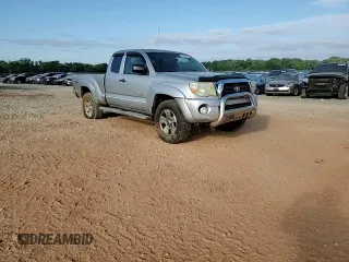 2008 Toyota Tacoma PreRunner with VIN 5TETU62NX8Z547902, listed as a Copart auction lot 59796525 with 176,922 mi miles and Salvage title. Bid and sale history available at DreamBid. Image 13.
