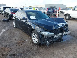 2012 BMW 5 Series 528i with VIN WBAXG5C56CDW92337, listed as a IAAI auction lot 41760655 with 132,272 mi miles. Bid and sale history available at carsss.com. Image 1.