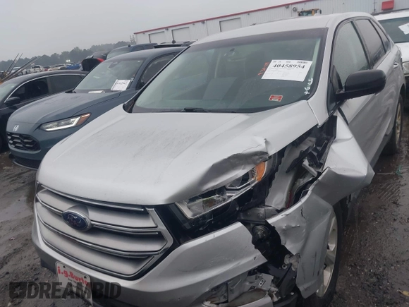 2015 Ford Edge SE z VIN 2FMTK4G84FBC18732, wystawiony jako IAAI lot #40458954 z przebiegiem 145 045 mil mil oraz . Historia ofert i sprzedaży dostępna na DreamBid. Obrazek 12.