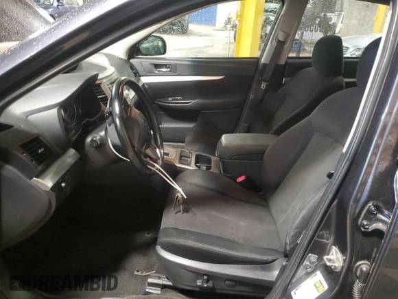 2013 Subaru Legacy Premium z VIN 4S3BMBC67D3020646, wystawiony jako Copart lot #57069185 z przebiegiem 60 961 mil mil oraz Szkoda całkowita • Salvage title. Historia ofert i sprzedaży dostępna na DreamBid. Obrazek 7.