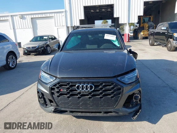 2021 Audi SQ5 Premium Plus with VIN WA1B4AFYXM2018610, listed as a IAAI auction lot 41672661 with 53,098 mi miles. Bid and sale history available at carsss.com. Image 12.