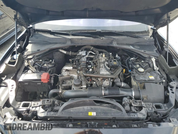 2018 Jaguar F-Pace 30t Premium with VIN SADCJ2GX4JA236479, listed as a Copart auction lot 61927345 with 81,452 mi miles and Salvage title. Bid and sale history available at DreamBid. Image 11.