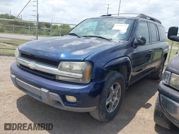 2004 Chevrolet TrailBlazer EXT LT with VIN 1GNES16S846225582, listed as a IAAI auction lot 42131532 with Not Provided miles. Bid and sale history available at carsss.com. Image 2.