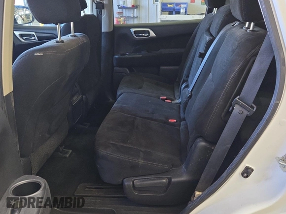 2014 Nissan Pathfinder S with VIN 5N1AR2MM5EC711181, listed as a IAAI auction lot 42665593 with 205,546 mi miles and . Bid and sale history available at DreamBid. Image 54.
