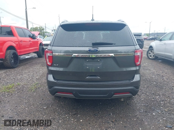 2019 Ford Explorer XLT z VIN 1FM5K7D89KGA50572, wystawiony jako IAAI lot #42551992 z przebiegiem 73 532 mil mil oraz . Historia ofert i sprzedaży dostępna na DreamBid. Obrazek 16.