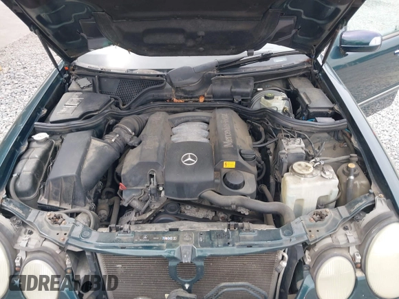2002 Mercedes-Benz E-Class with VIN WDBJH65J12B462834, listed as a IAAI auction lot 42086848 with 190,720 mi miles. Bid and sale history available at carsss.com. Image 10.