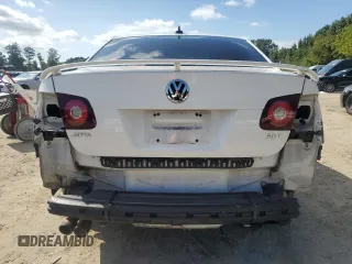 2010 Volkswagen Jetta Wolfsburg Edition with VIN 3VWRJ7AJ2AM060622, listed as a Copart auction lot 72686204 with 146,998 mi miles and Salvage title. Bid and sale history available at DreamBid. Image 6.