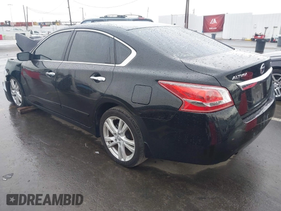 2013 Nissan Altima SV with VIN 1N4BL3AP1DC233215, listed as a IAAI auction lot 41770839 with Not Provided miles and . Bid and sale history available at DreamBid. Image 3.