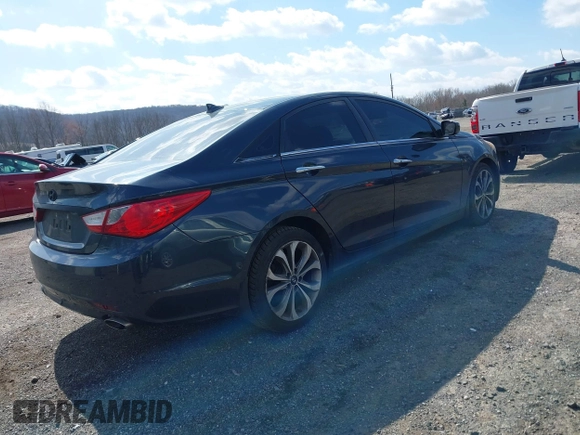 2013 Hyundai Sonata Limited with VIN 5NPEC4AB2DH783951, listed as a IAAI auction lot 41866541 with 168,911 mi miles and . Bid and sale history available at DreamBid. Image 4.