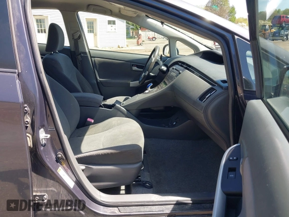 2011 Toyota Prius I with VIN JTDKN3DU6B0275402, listed as a IAAI auction lot 42150534 with 217,942 mi miles and . Bid and sale history available at DreamBid. Image 5.