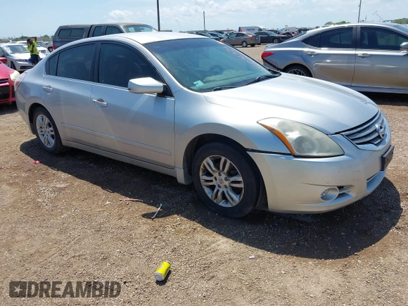 2010 Nissan Altima S with VIN 1N4AL2AP2AN494827, listed as a IAAI auction lot 42032924 with 273,491 mi miles and . Bid and sale history available at carsss.com. Image 1.