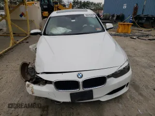2013 BMW 3 Series 328i xDrive with VIN WBA3B5G59DNS04579, listed as a Copart auction lot 50445404 with 115,404 mi miles and Salvage title. Bid and sale history available at DreamBid. Image 5.
