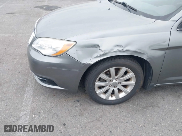 2012 Chrysler 200 Touring with VIN 1C3CCBBB6CN206059, listed as a IAAI auction lot 41882286 with 77,930 mi miles. Bid and sale history available at carsss.com. Image 6.
