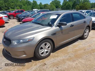 2016 Ford Police Interceptor z VIN 1FAHP2MKXGG116013, wystawiony jako IAAI lot #42237717 z przebiegiem 104 137 mil mil oraz . Historia ofert i sprzedaży dostępna na DreamBid. Obrazek 17.