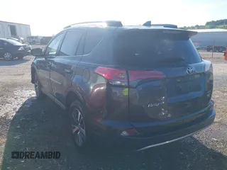2018 Toyota RAV4 XLE z VIN JTMWFREV1JJ197662, wystawiony jako IAAI lot #42167382 z przebiegiem 64 826 mil mil oraz . Historia ofert i sprzedaży dostępna na DreamBid. Obrazek 3.