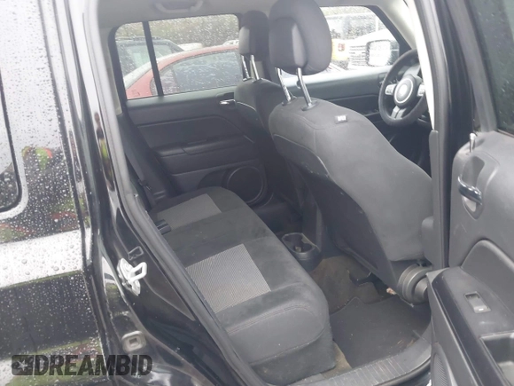 2017 Jeep Patriot Sport SE with VIN 1C4NJPBA7HD122716, listed as a IAAI auction lot 41476403 with 91,816 mi miles and . Bid and sale history available at DreamBid. Image 8.