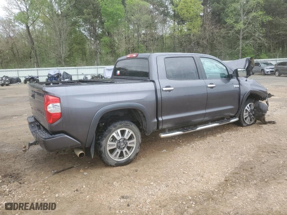 2018 Toyota Tundra 4WD SR5 with VIN 5TFAW5F13JX752977, listed as a Copart auction lot 50633495 with 0 mi miles and Salvage Title. Bid and sale history available at carsss.com. Image 3.