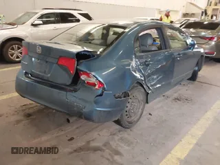 2008 Honda Civic LX z VIN 1HGFA16558L069455, wystawiony jako IAAI lot #41623815 z przebiegiem 205 009 mil mil oraz . Historia ofert i sprzedaży dostępna na DreamBid. Obrazek 4.