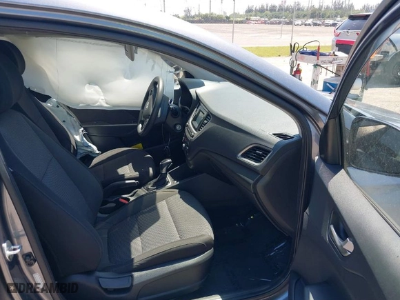 2020 Hyundai Accent SEL with VIN 3KPC24A60LE115095, listed as a IAAI auction lot 39194808 with 69,629 mi miles. Bid and sale history available at carsss.com. Image 5.