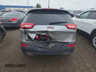 2017 Jeep Cherokee Latitude with VIN 1C4PJLCS0HW574732, listed as a Copart auction lot 85878964 with Not Provided miles and Clean Title. Bid and sale history available at carsss.com. Image 6.