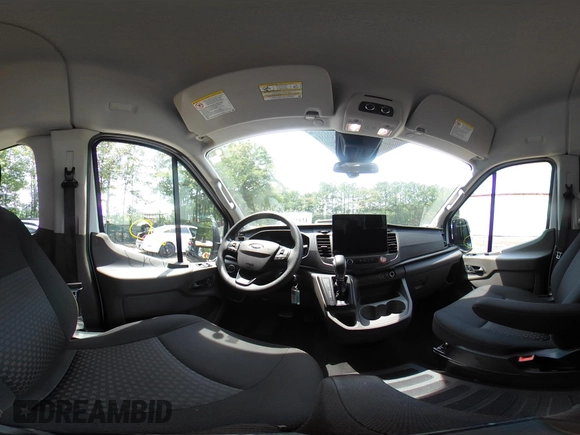 2022 Ford Transit Passenger XL with VIN 1FBAX2X89NKA78929, listed as a IAAI auction lot 42493797 with 35,885 mi miles and . Bid and sale history available at DreamBid. Image 18.