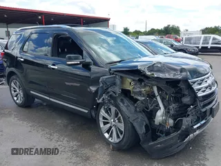 2018 Ford Explorer Limited z VIN 1FM5K7F86JGA70158, wystawiony jako IAAI lot #42590259 z przebiegiem 79 059 mil mil oraz . Historia ofert i sprzedaży dostępna na DreamBid. Obrazek 1.