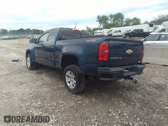 2019 Chevrolet Colorado 4WD LT with VIN 1GCHTCEN1K1345700, listed as a IAAI auction lot 39628771 with 57,622 mi miles. Bid and sale history available at carsss.com. Image 3.