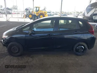 2016 Honda Fit LX с VIN JHMGK5H51GX039525, выставлен на аукционе IAAI как лот 42639963 с пробегом 71 590 миль миль и . История ставок и продаж доступна на DreamBid. Изображение 15.