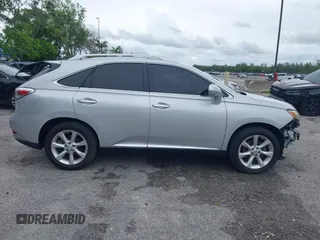2010 Lexus RX 350 z VIN JTJZK1BA2A2400545, wystawiony jako IAAI lot #42408870 z przebiegiem 126 031 mil mil oraz . Historia ofert i sprzedaży dostępna na DreamBid. Obrazek 14.