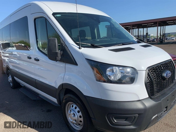 2023 Ford Transit Passenger XL with VIN 1FBAX9CG6PKB64448, listed as a IAAI auction lot 42385263 with 31,883 mi miles and . Bid and sale history available at DreamBid. Image 1.
