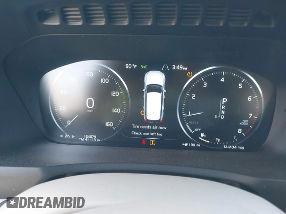 2016 Volvo XC90 T6 Momentum with VIN YV4A22PK5G1071505, listed as a IAAI auction lot 41702501 with 154,679 mi miles. Bid and sale history available at carsss.com. Image 7.